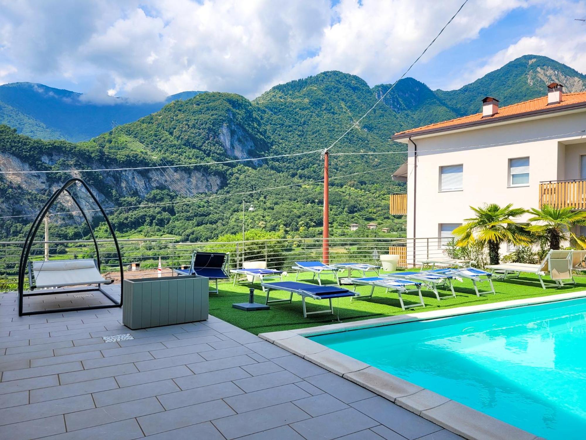 Infinity View Garda Lake Тенно Екстер'єр фото