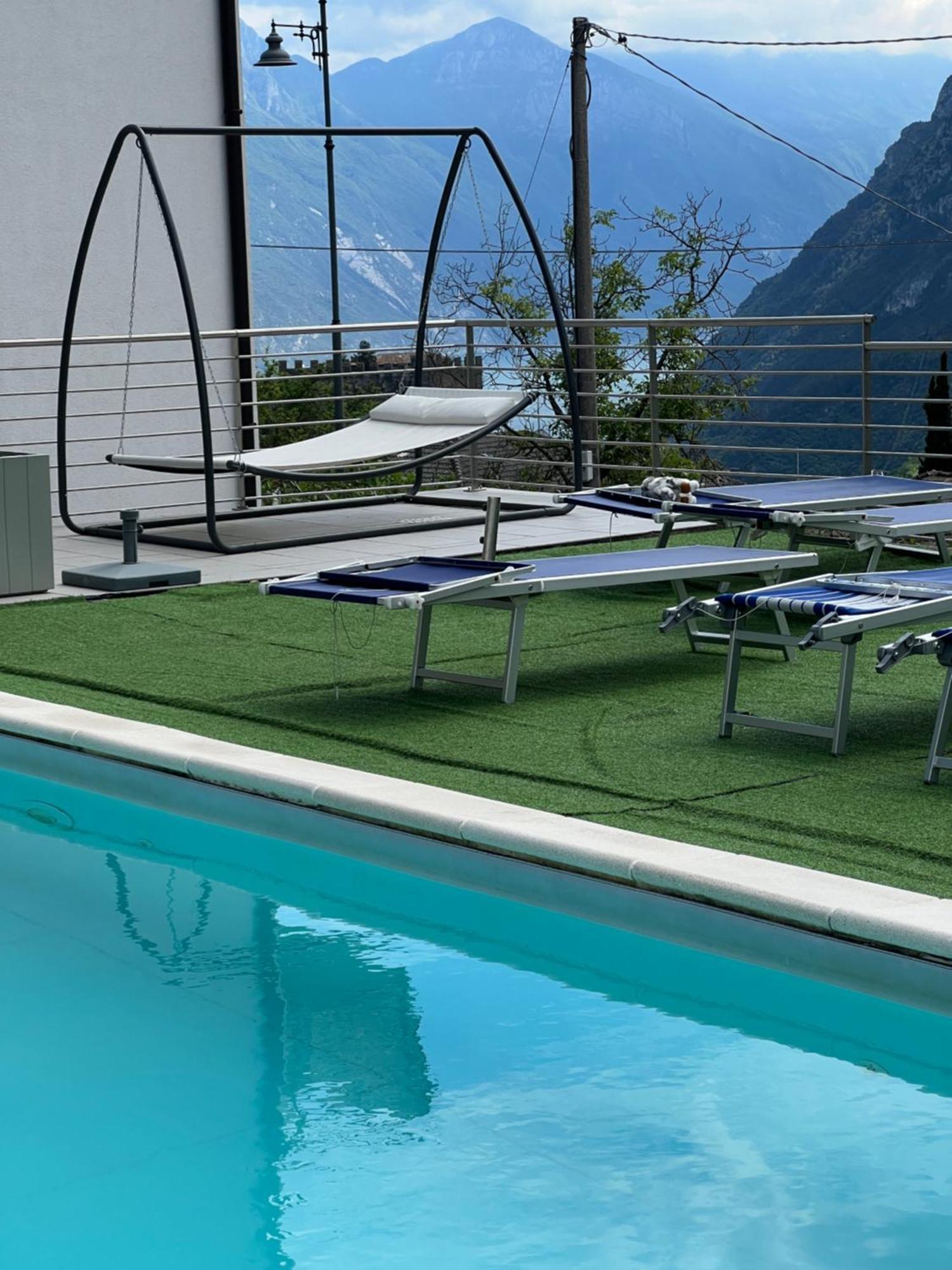 Infinity View Garda Lake Тенно Екстер'єр фото