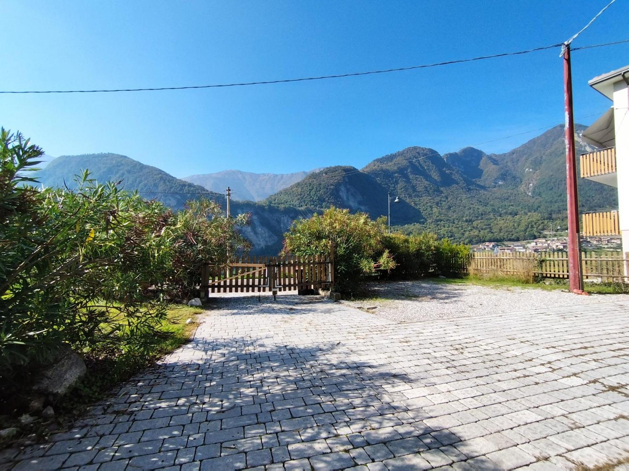 Infinity View Garda Lake Тенно Екстер'єр фото