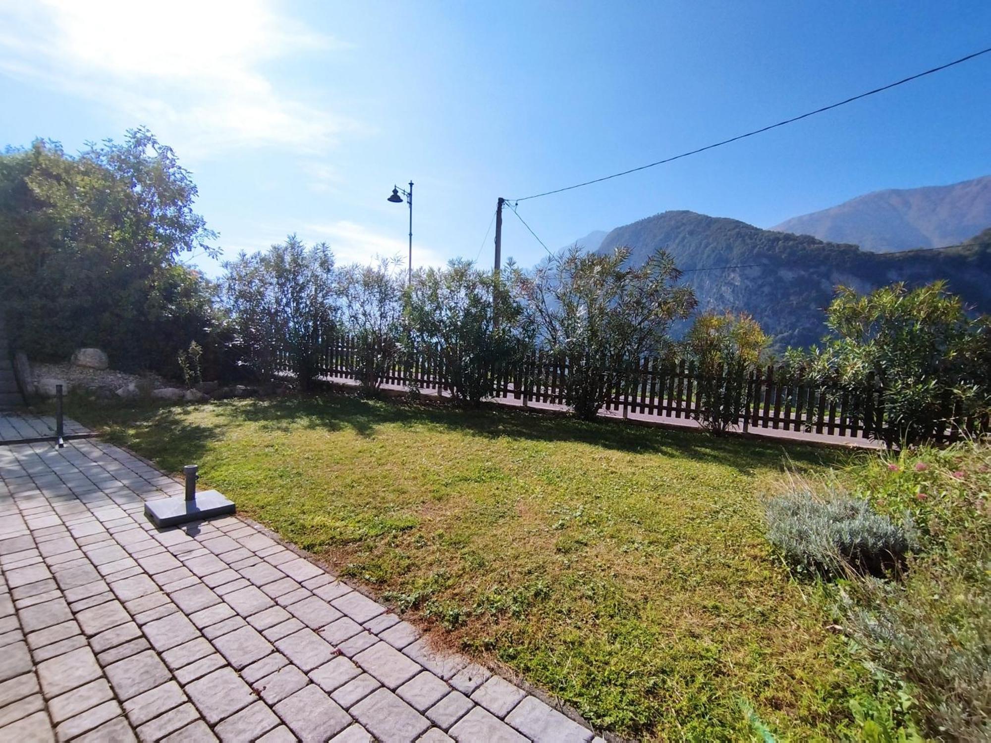 Infinity View Garda Lake Тенно Екстер'єр фото
