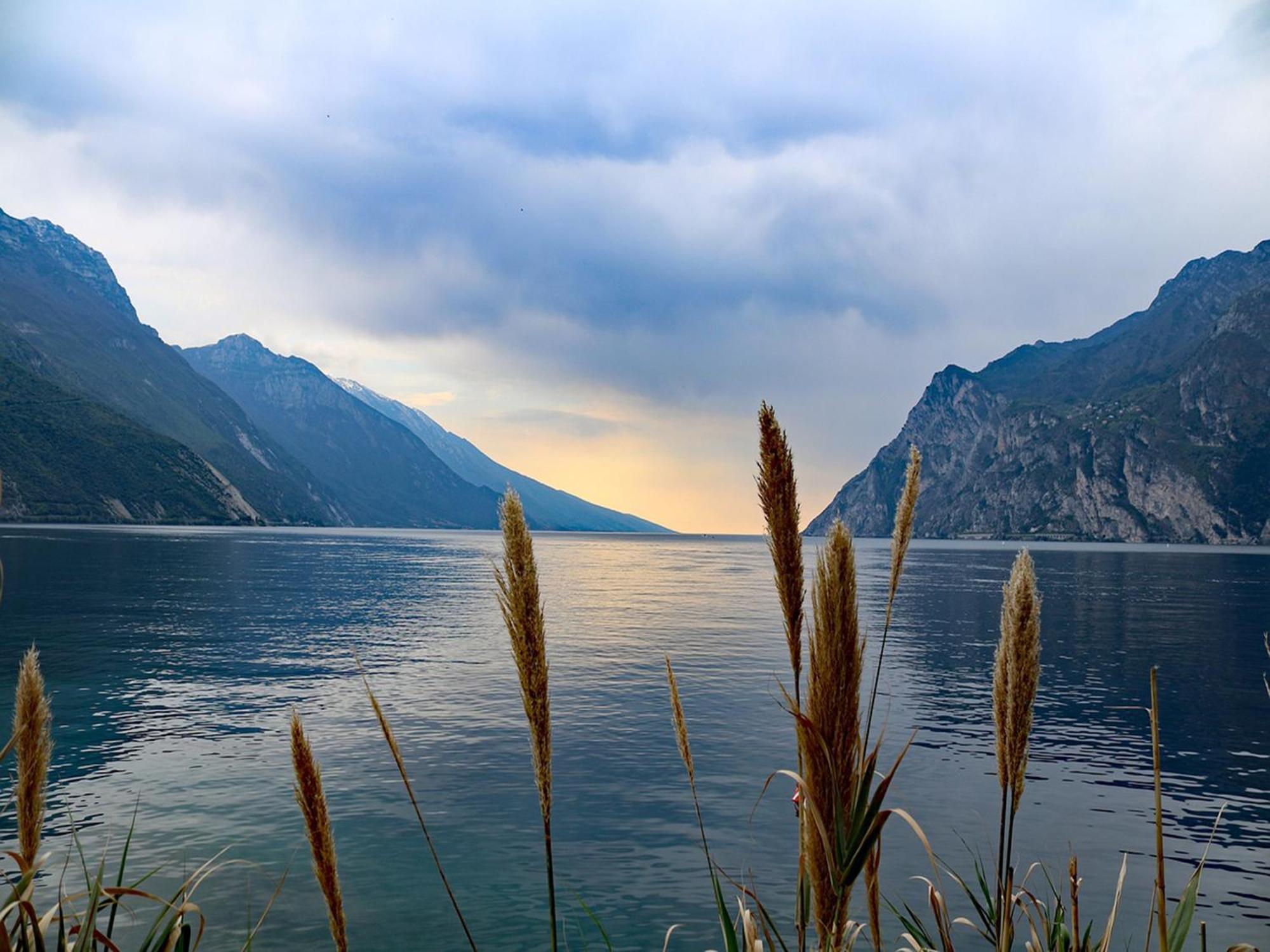 Infinity View Garda Lake Тенно Екстер'єр фото