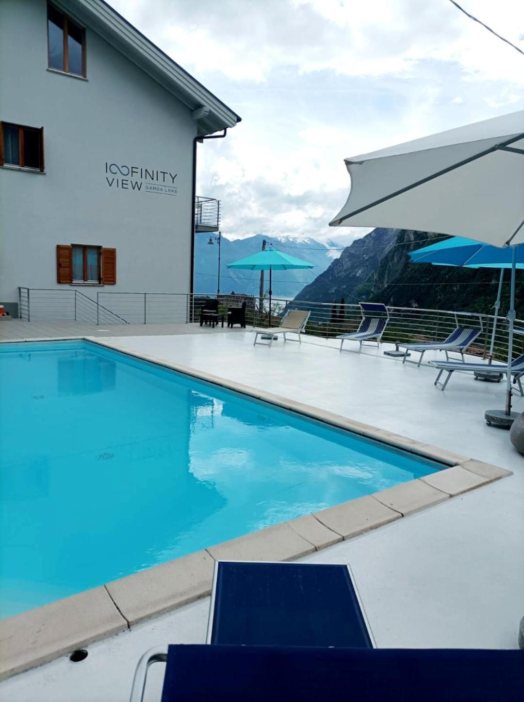 Infinity View Garda Lake Тенно Екстер'єр фото