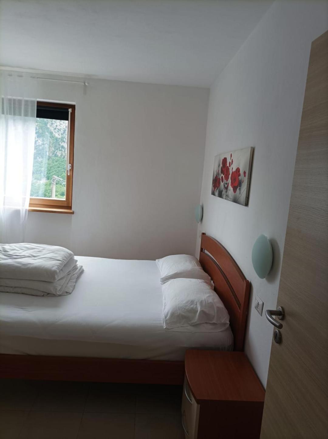 Infinity View Garda Lake Тенно Екстер'єр фото